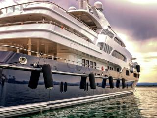 Engine boat